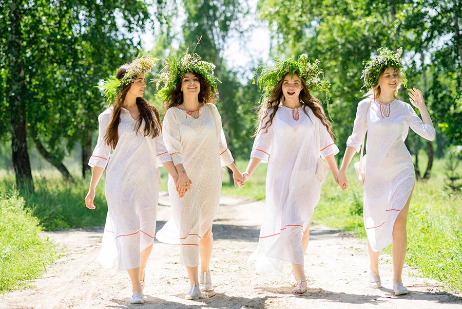 Slavic girls in Varangal