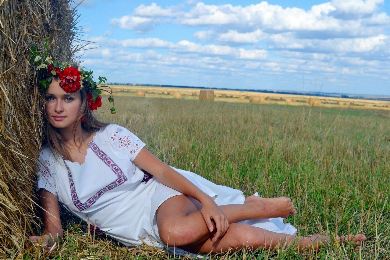 Slavic girls in Varangal