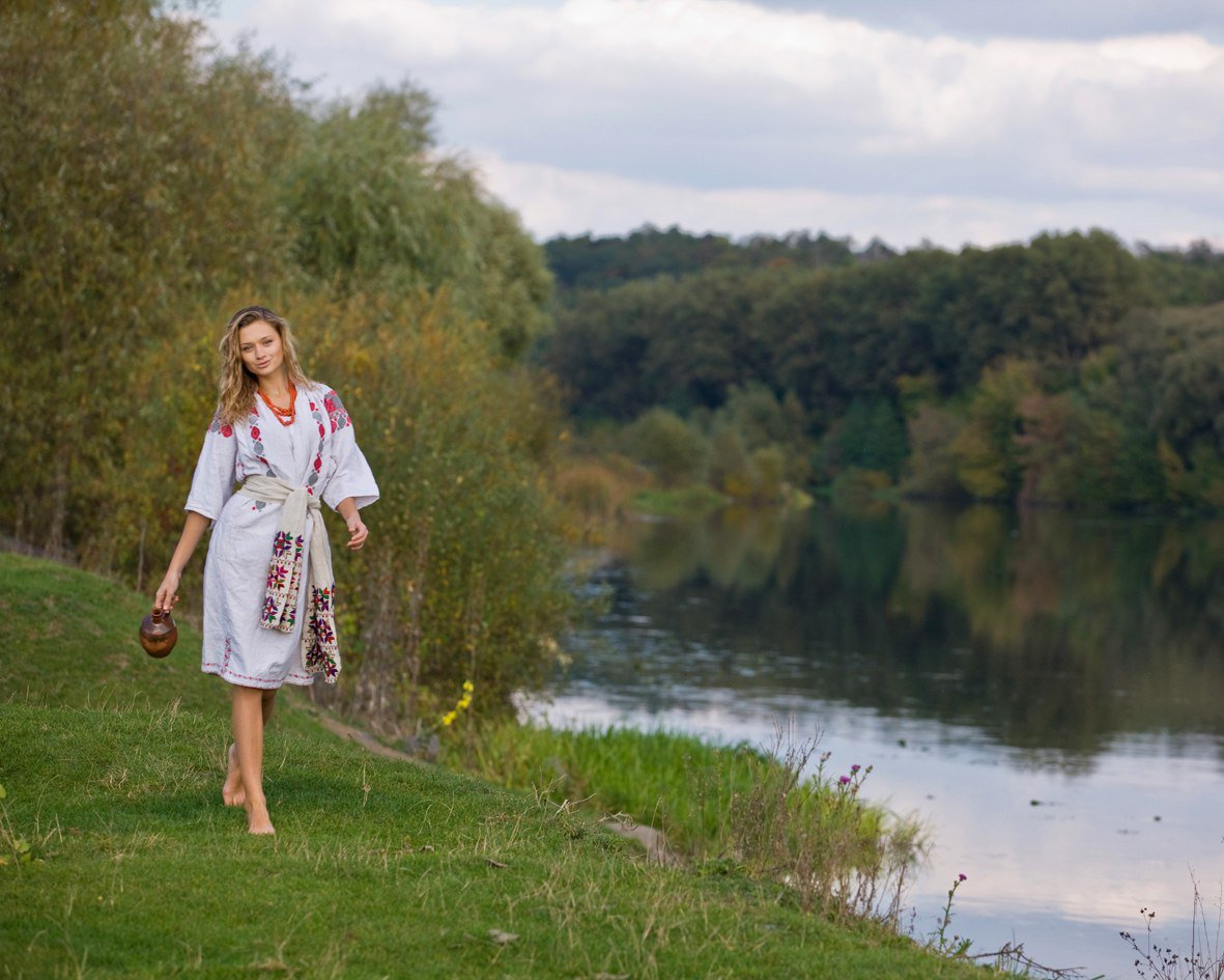 Nude girl Slavic women in Varangal