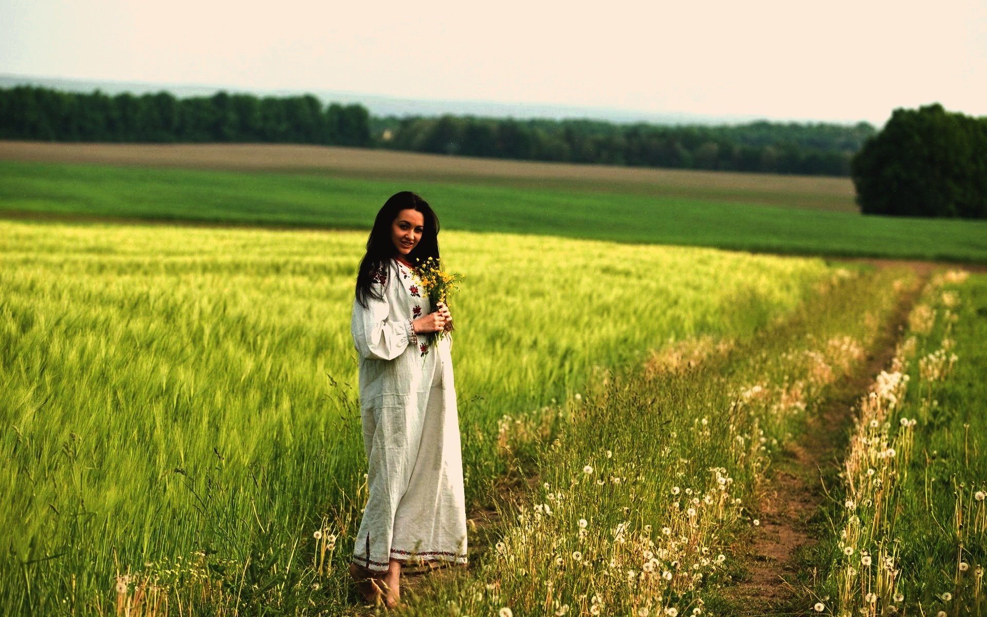 Women in Slavic costumes in Varangal