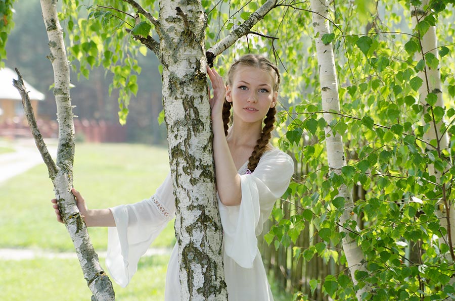 Women in Slavic costumes in Varangal