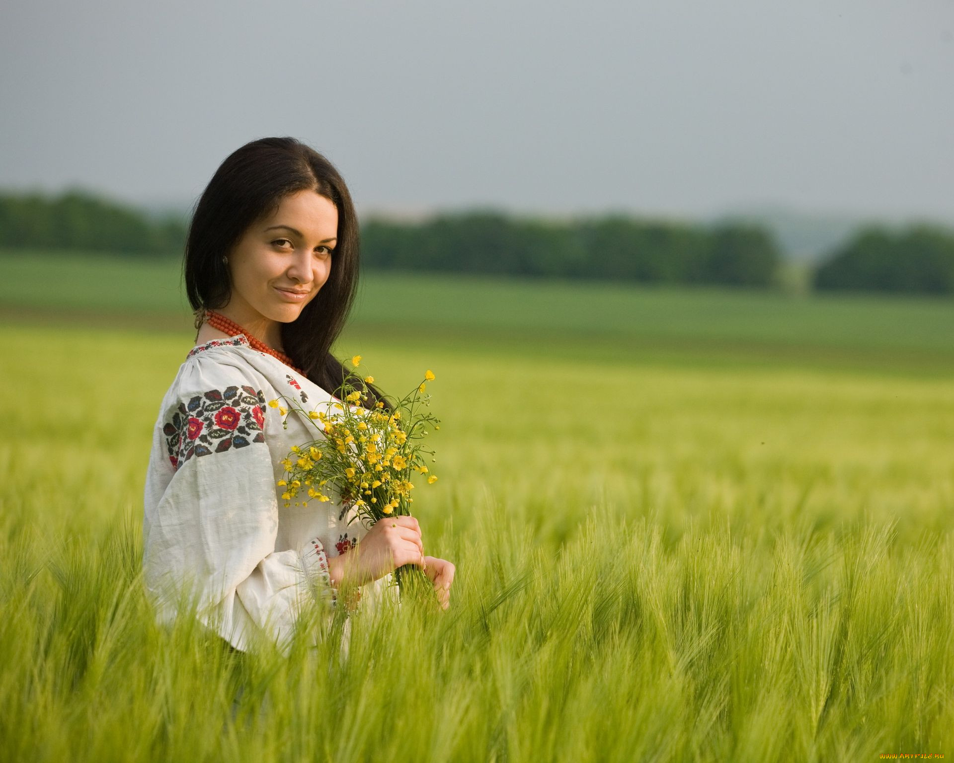 Women in Slavic costumes in Varangal