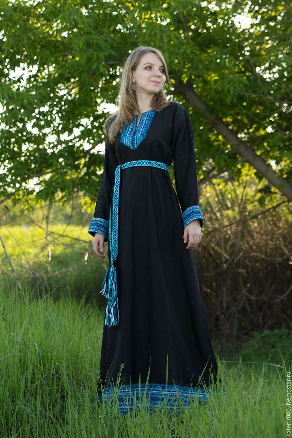 Women in Slavic costumes in Varangal