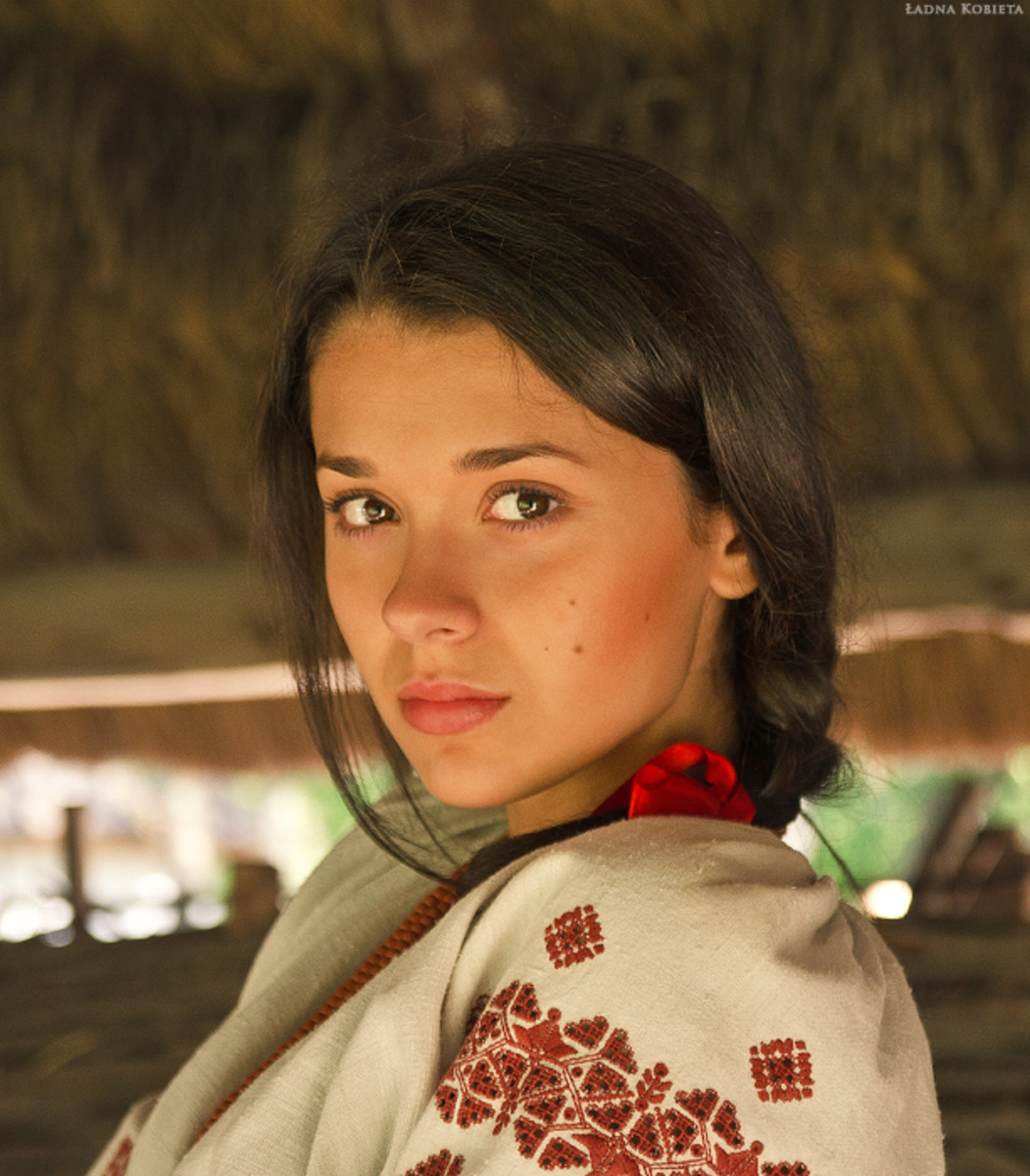 Girls in Slavic costumes in Varangal