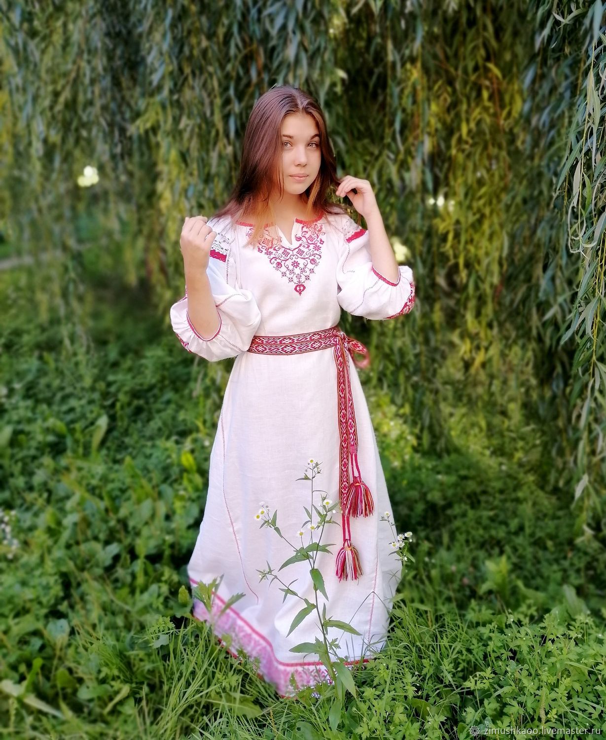 Girl Girls in Slavic costumes in Varangal